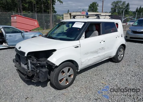 2014 Kia Soul z USA, uszkodzony, nr VIN KNDJN2A28E7102582